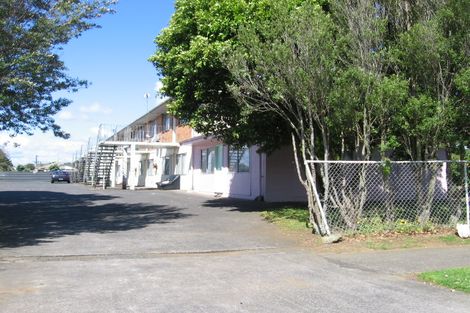 Photo of property in 11/90 Kenderdine Road, Papatoetoe, Auckland, 2025