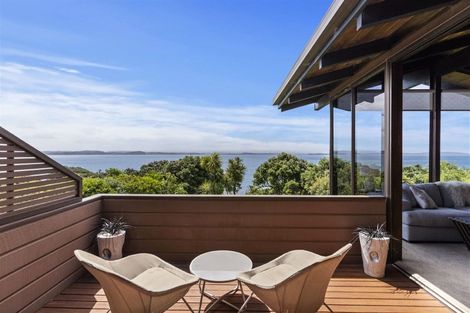 Photo of property in 60 Pacific Parade, Army Bay, Whangaparaoa, 0930