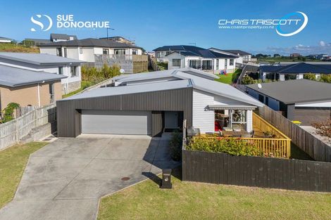 Photo of property in 118 Parkview Drive, Gulf Harbour, Whangaparaoa, 0930