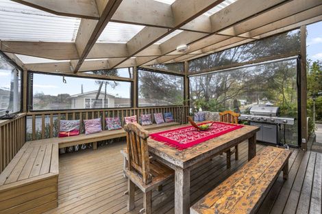 Photo of property in 1 Lovat Street, Havelock North, 4130