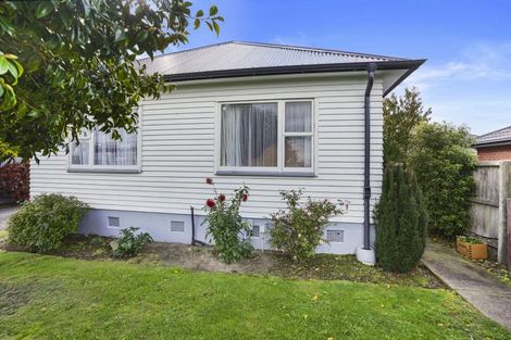 Photo of property in 28 Epsom Road, Sockburn, Christchurch, 8042