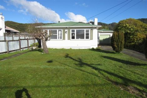 Photo of property in 63 Wainuiomata Road, Wainuiomata, Lower Hutt, 5014