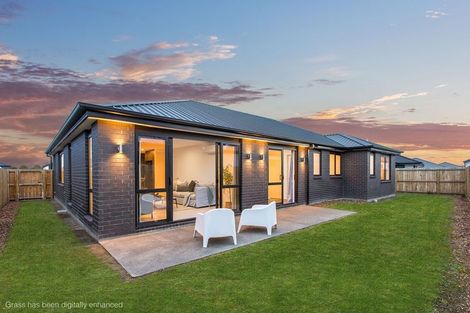 Photo of property in 35 Bill Hammond Drive, Belfast, Christchurch, 8051