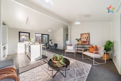 Photo of property in 18d Norana Road, Maoribank, Upper Hutt, 5018