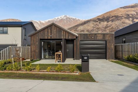 Photo of property in 26 Huxley Place, Lake Hayes, Queenstown, 9304