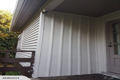 Photo of property in 2/3170 Great North Road, New Lynn, Auckland, 0600