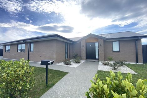 Photo of property in 2 Willetts Way, Rolleston, 7615