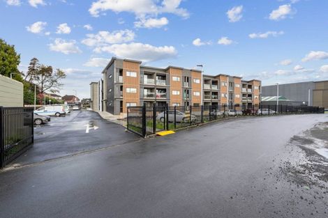 Photo of property in 209/40 East Street, Papakura, 2110