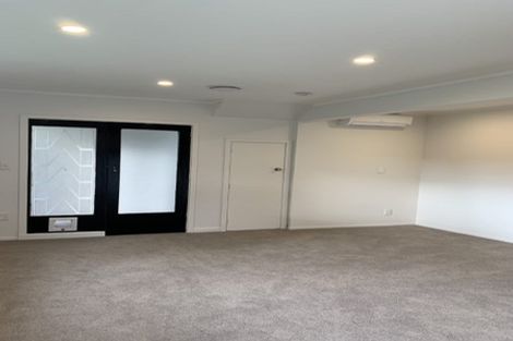 Photo of property in 17 Gipps Street, Karori, Wellington, 6012