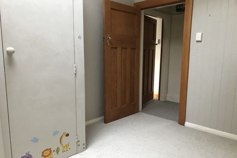 Photo of property in 180 Kenmure Road, Kenmure, Dunedin, 9011