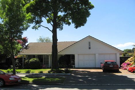 Photo of property in 214 Memorial Avenue, Burnside, Christchurch, 8053