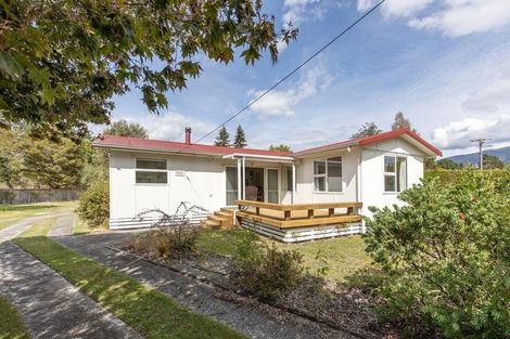 Photo of property in 69 Te Herekiekie Street, Turangi, 3334