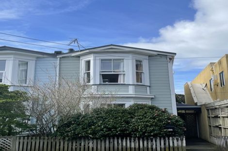 Photo of property in 25 Queen Street, Mount Victoria, Wellington, 6011