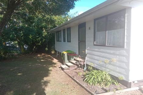 Photo of property in 17 Oreil Avenue, West Harbour, Auckland, 0618