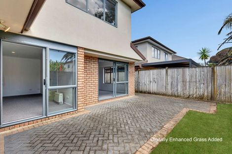 Photo of property in 10 Kalberry Place, East Tamaki, Auckland, 2016