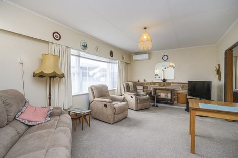 Photo of property in 7 Sinclair Avenue, Highbury, Palmerston North, 4412