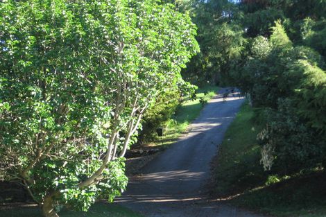 Photo of property in 606 Beach Road, Rothesay Bay, Auckland, 0630