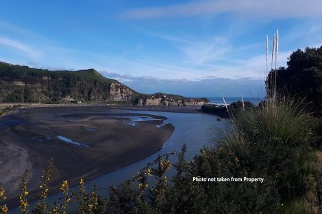 Photo of property in 63 North Street, Mokau, 4376