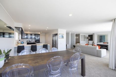 Photo of property in 21 London Street, Hampden, 9410