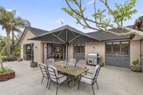 Photo of property in 4 Gleaming Place, Waiuku, 2123