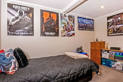 Photo of property in 97 Woodlands Park Road, Titirangi, Auckland, 0604