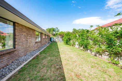 Photo of property in 52 Campion Road, Waikanae Beach, Waikanae, 5036