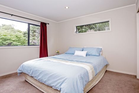 Photo of property in 97 Woodlands Park Road, Titirangi, Auckland, 0604
