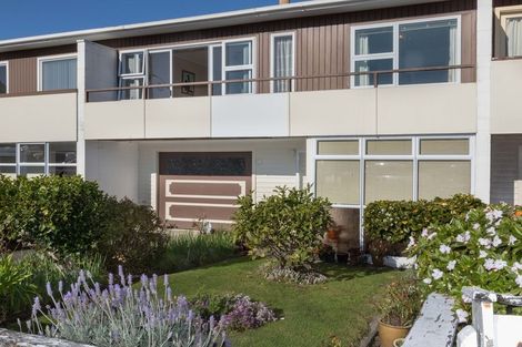 Photo of property in 3b Whitehouse Road, Titahi Bay, Porirua, 5022