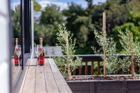 Photo of property in 2 Fergusson Way, Judea, Tauranga, 3110