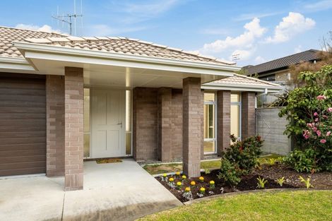 Photo of property in 71 Fairfax Crescent, Pyes Pa, Tauranga, 3112