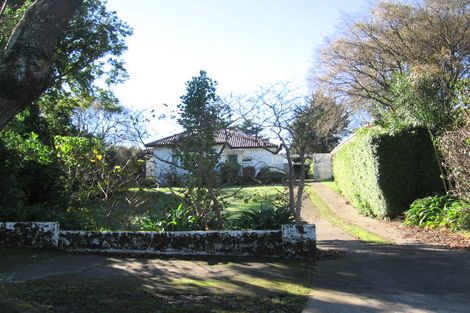 Photo of property in 12 Karina Terrace, Roslyn, Palmerston North, 4414