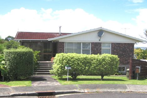 Photo of property in 32 Fowler Street, Northcote, Auckland, 0627