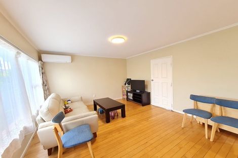 Photo of property in 2/6 Hart Road, Hauraki, Auckland, 0622