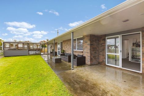 Photo of property in 7b Beach Road, Omata, New Plymouth, 4374