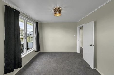 Photo of property in 19 Armstrong Place, Gonville, Whanganui, 4501