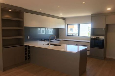 Photo of property in 9 Meritage Lane, Te Atatu South, Auckland, 0610