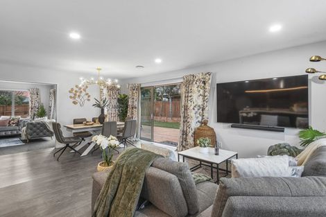 Photo of property in 3 Marlowe Place, Rolleston, 7614