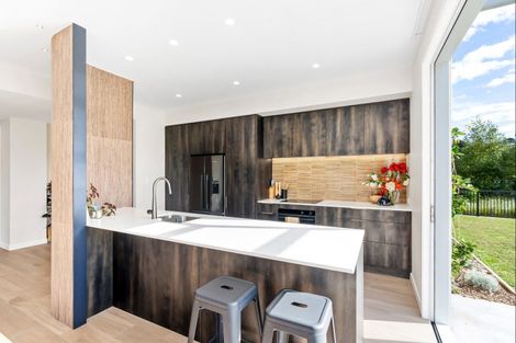 Photo of property in 6 Maeha Drive, Matakana, 0985