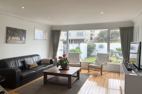 Photo of property in 6 Wells Avenue, Mount Maunganui, 3116