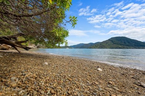 Photo of property in 628 Moetapu Bay Road, Moetapu Bay, Linkwater, 7282