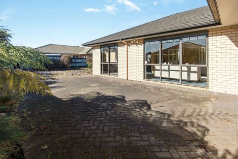 Photo of property in 16 Alba Place, Cambridge, 3434