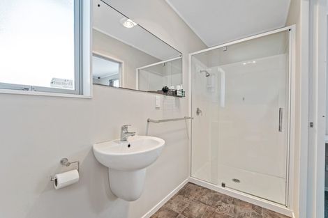 Photo of property in 93a Porchester Road, Papakura, 2110