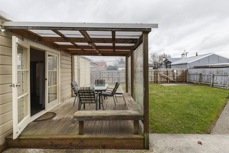Photo of property in 129 Featherston Street, Palmerston North, 4410