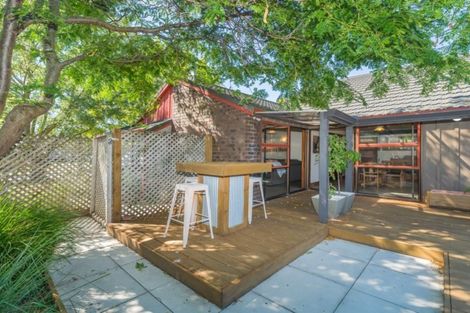 Photo of property in 7 Grange Place, Milson, Palmerston North, 4414