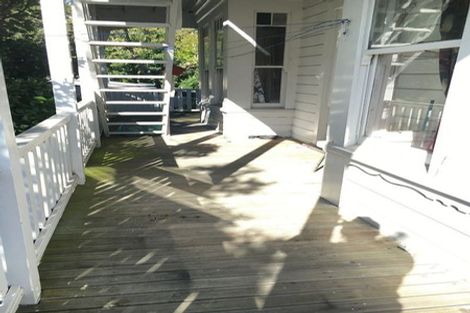 Photo of property in 47 Aurora Terrace, Kelburn, Wellington, 6012