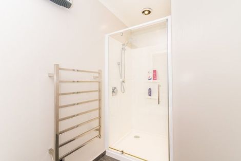 Photo of property in 10 Hardacre Place, Omarama, 9412