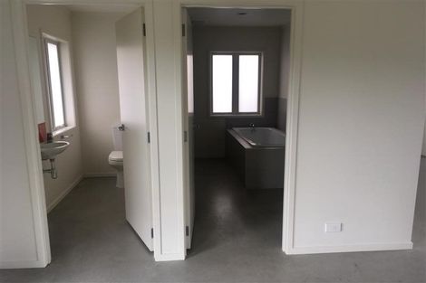 Photo of property in 14 Burberry Road, Karaka, Drury, 2578