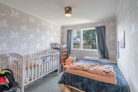 Photo of property in 98 Edinburgh Crescent, Waikiwi, Invercargill, 9810