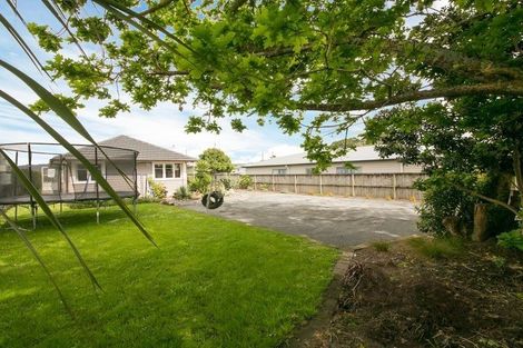 Photo of property in 100 Swanson Road, Henderson, Auckland, 0610