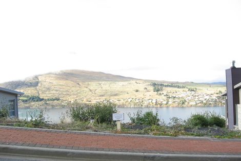 Photo of property in 10a Olivers Place, Queenstown, 9300